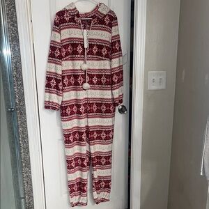 BLOOMCHIC Holiday Snowflakes Long Sleeve PJ Jumpsuit Onesie.